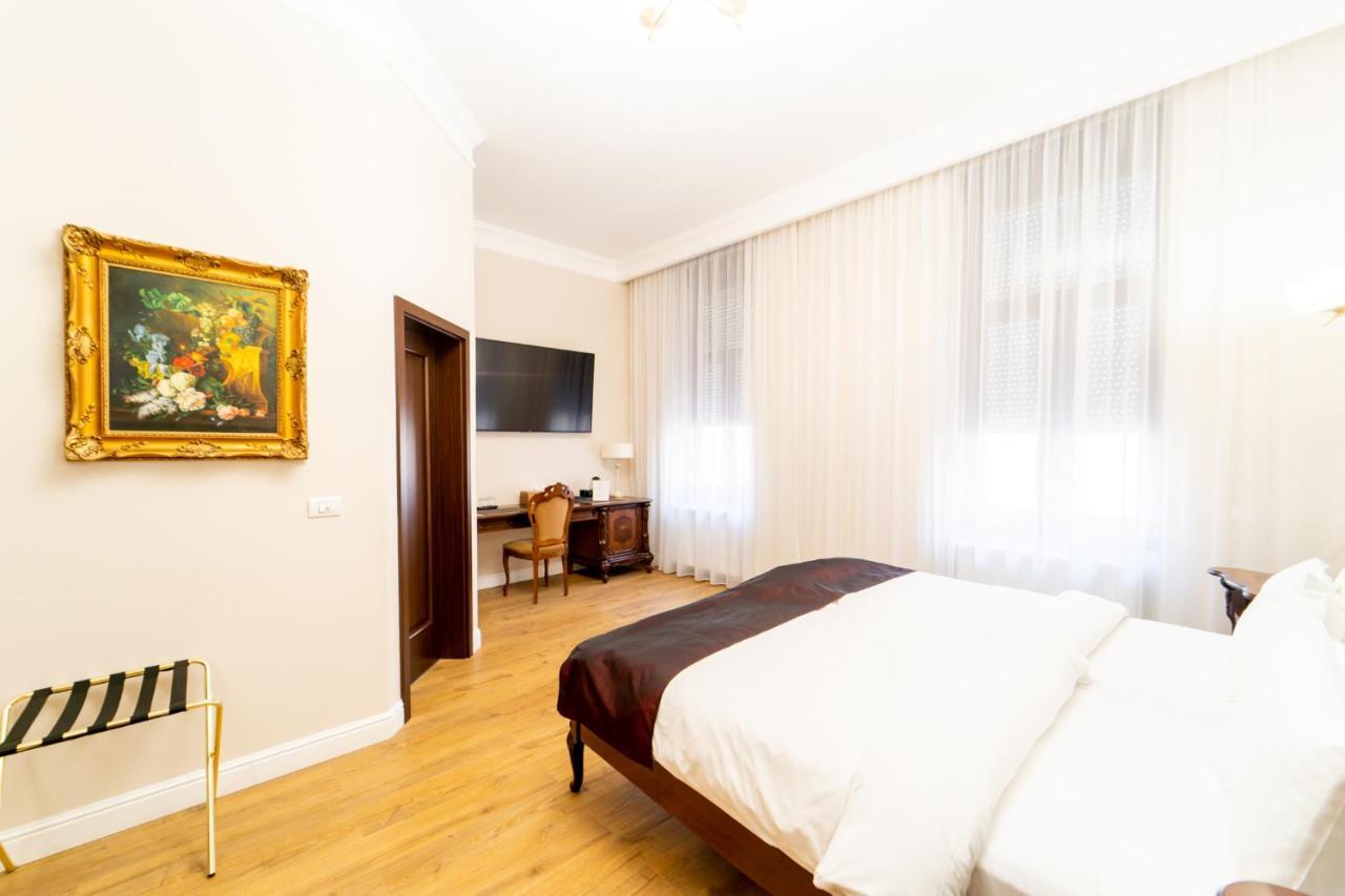 Picasso Boutique Hotel Arad Exteriér fotografie