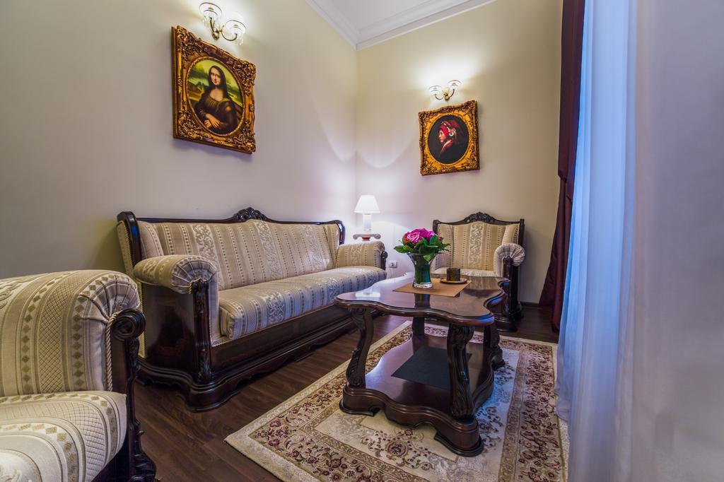Picasso Boutique Hotel Arad Pokoj fotografie